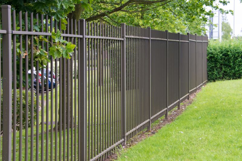 Metal Fence Construction in Pearland, TX