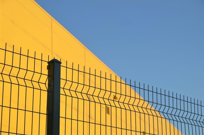 Metal Fence Construction in Kansas City, MO